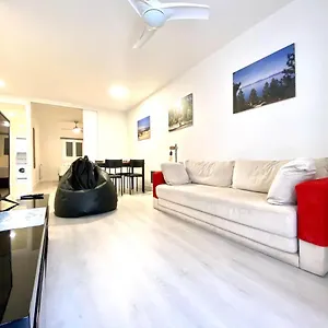 https://apartamento-en-gros.sansebastianhotels.net